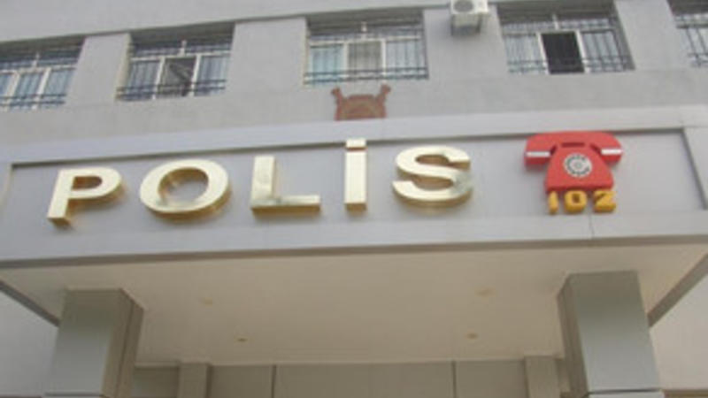 Polis şöbəsində intihara cəhd