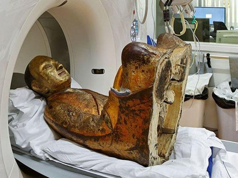 Budda heykəlinin içindən çıxanlar ŞOK ETDİ