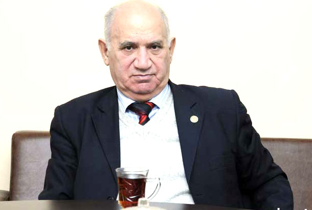 Yeni təhsil naziri hansı keyfiyyətləri daşımalıdır?