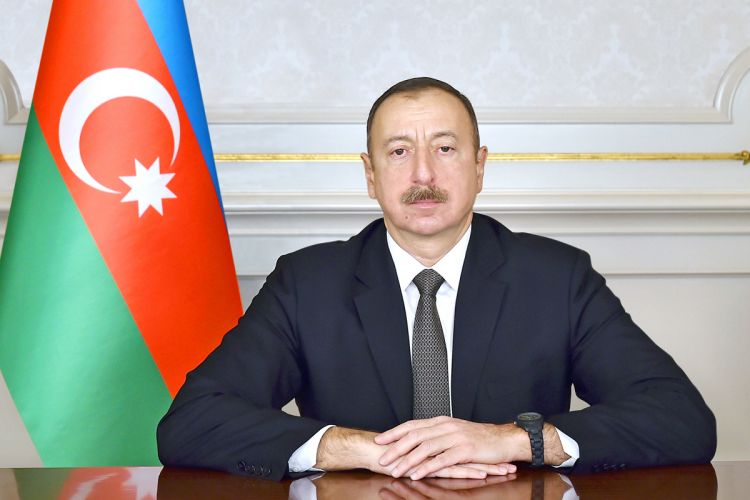 Dünya liderləri İlham Əliyevi təbrik edir