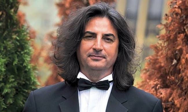 Çelik 27 il sonra etiraf etdi: "Konsertimə gələn qıza aşiq olmuşdum"