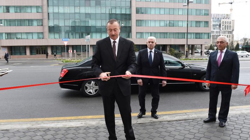 Prezident yarımstansiyaların açılışında - FOTOLAR