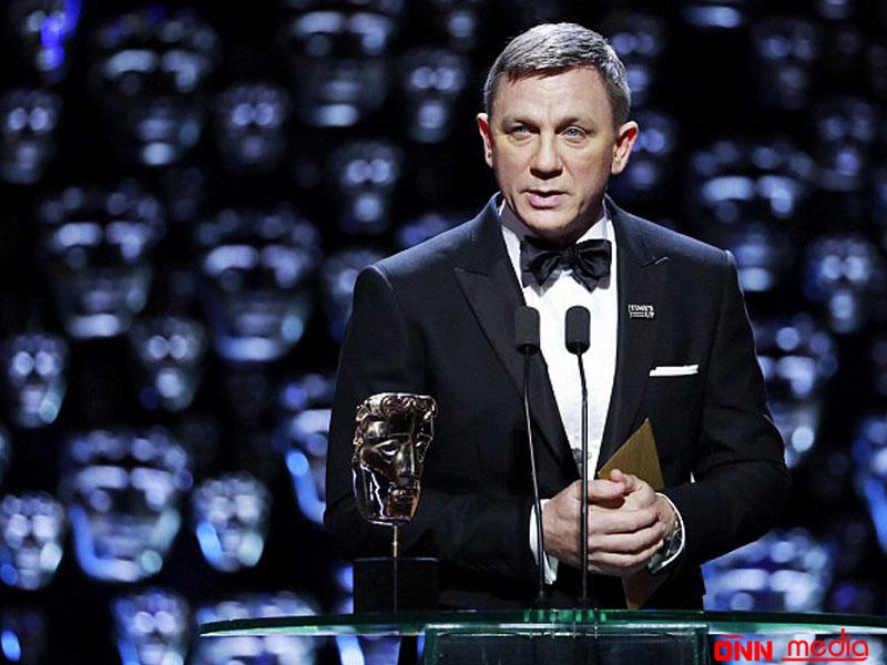 Ceyms Bond fanatlarını təəccübləndirib