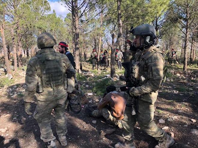Türkiyə iki fərqli bölgədə şəhid verdi