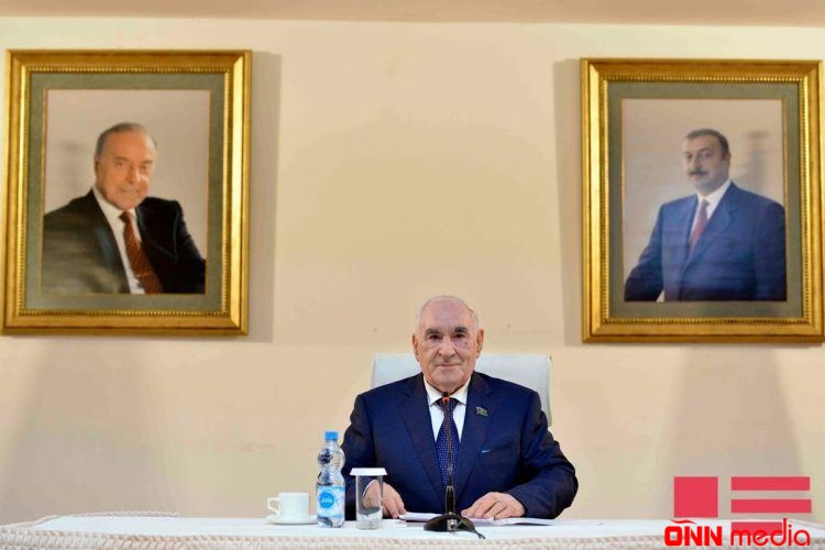 Fəttah Heydərov yenidən Ağsaqqallar Şurasının sədri seçilib 