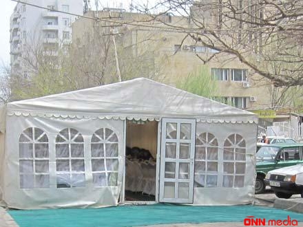 Bakıda vəzifəli şəxs bir gündə hər iki valideynini itirdi
