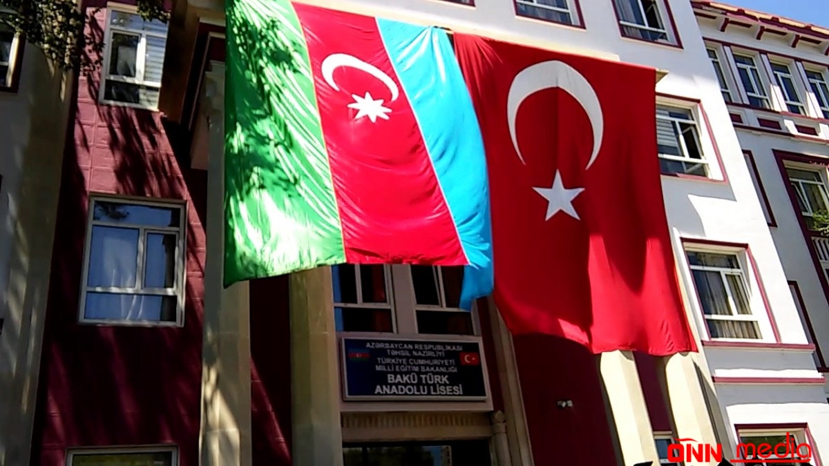 Bakıda türk liseyində şok hadisə