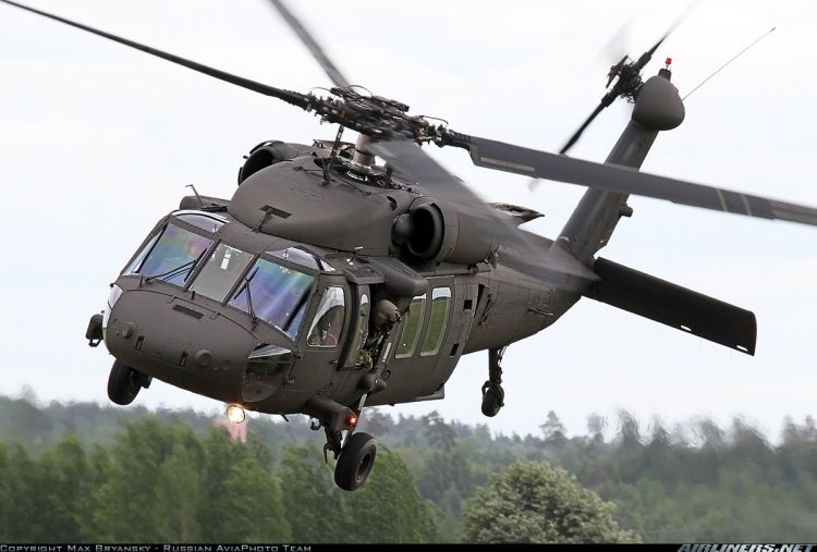 Tayvanda helikopter qəzaya uğrayıb, 6 nəfər itkin düşüb