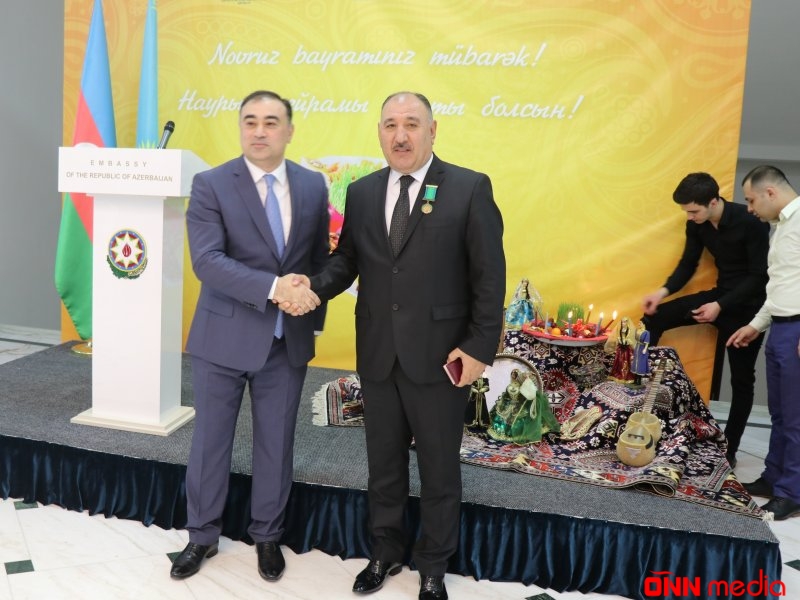 Tərəqqi medalı sahibinə təqdim edildi- Qazaxıstanda