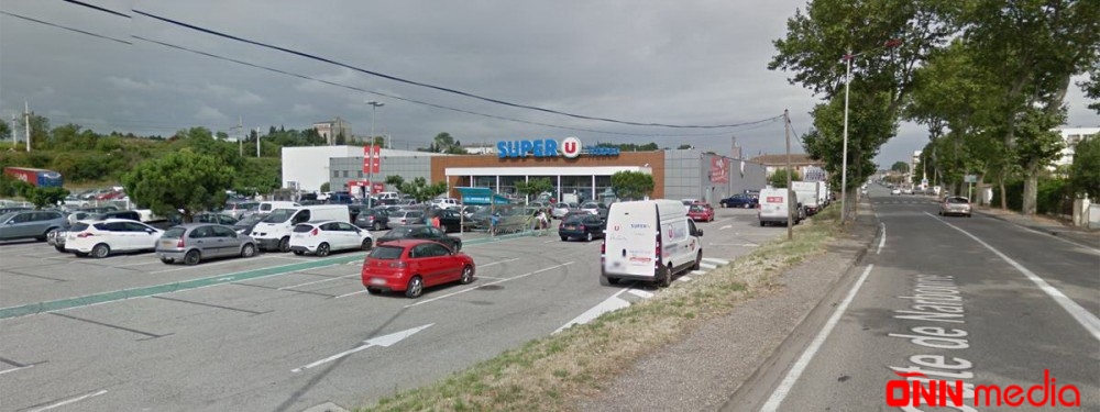 Super marketə silahlı basqın: 3 nəfər həlak olub