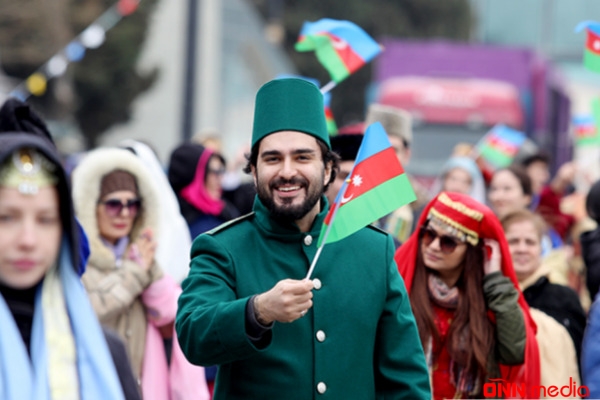 Bakı möhtəşəm Novruz şənliyinə hazırlaşır