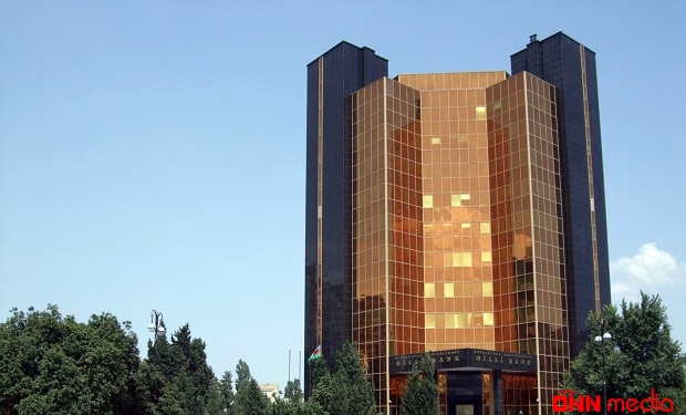 Azərbaycanın pul bazası artıb