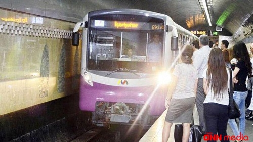 Metroda bədbəxt hadisə
