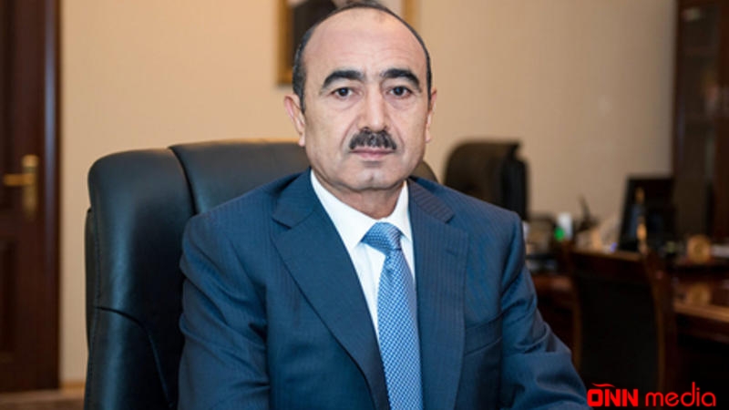 Əli Həsənov: "Hələ də soyqırımı cinayətləri baş verir"