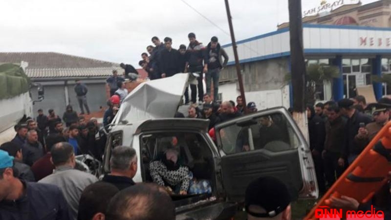 Lənkəranda ağır yol qəzası: 5 nəfər öldü