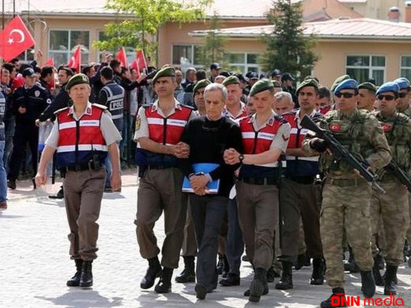 Generallar ömürlük həbs olundu