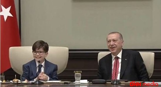 Rəcəb Tayyib Ərdoğandan uşaqlara jest