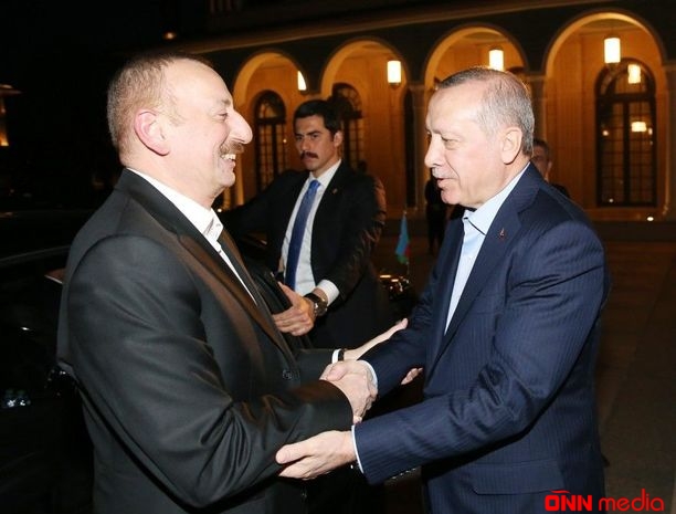 Azərbaycan və Türkiyə prezidentləri birgə şam ediblər