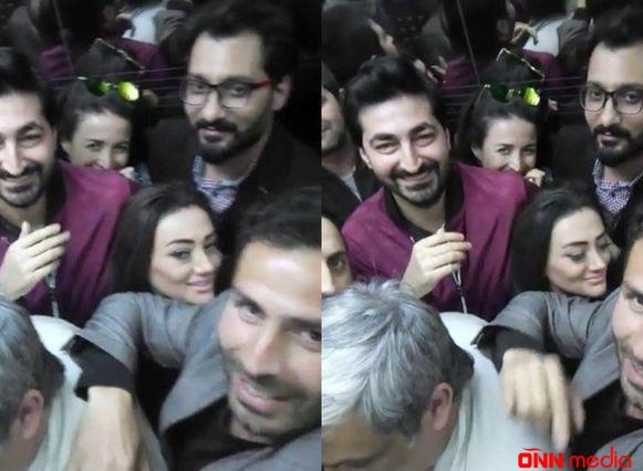Aktyorlar 56 dəqiqə liftdə qalıblar