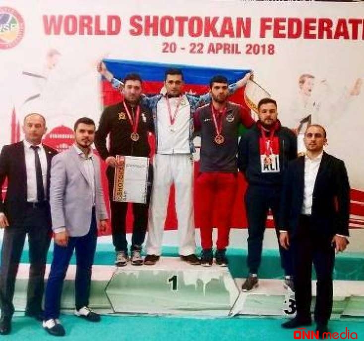İdmançımız vətənə iki medalla qayıtdı