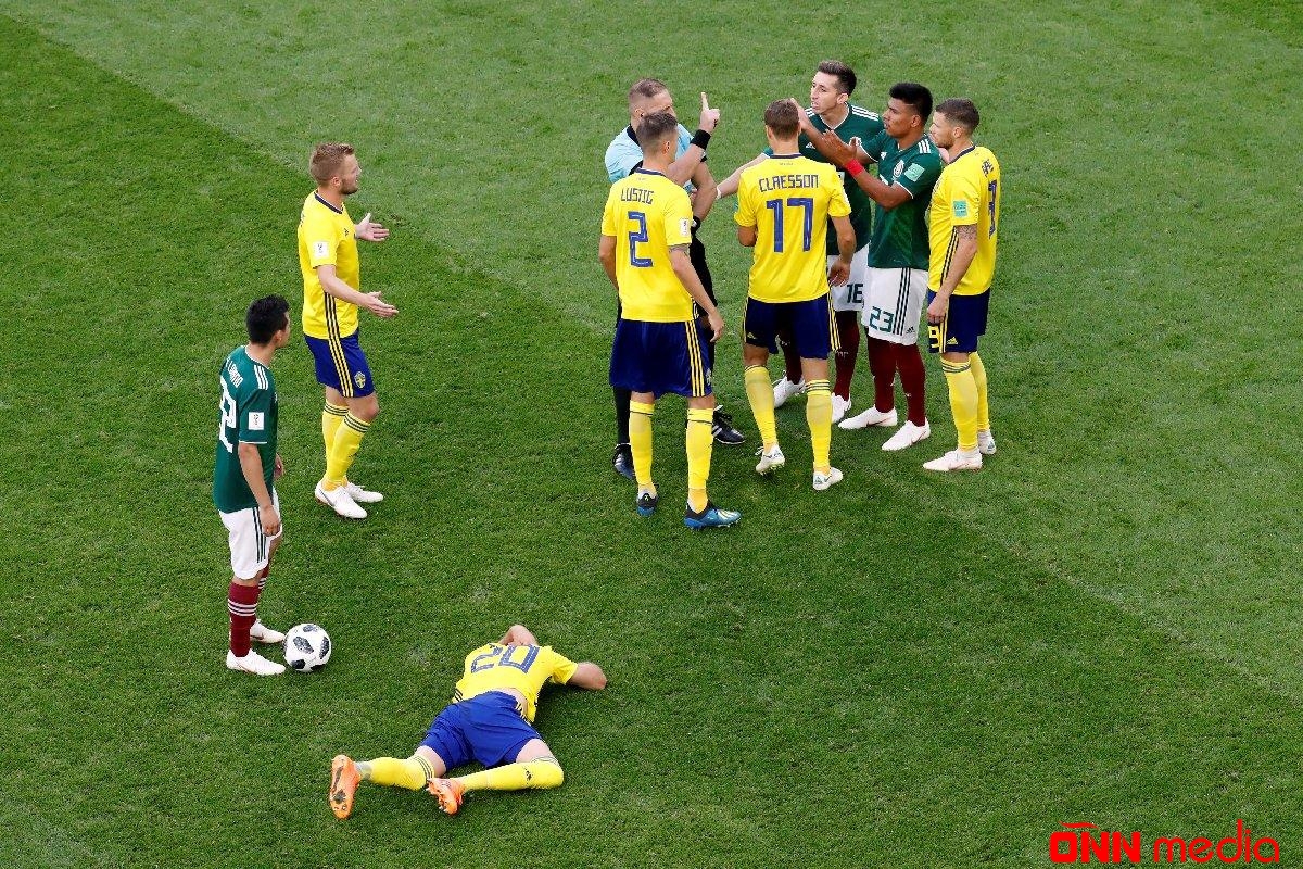 15 saniyəyə tarixə düşən futbolçu kimdir?