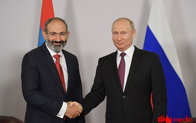 Putinlə Paşinyan telefonda danışdı