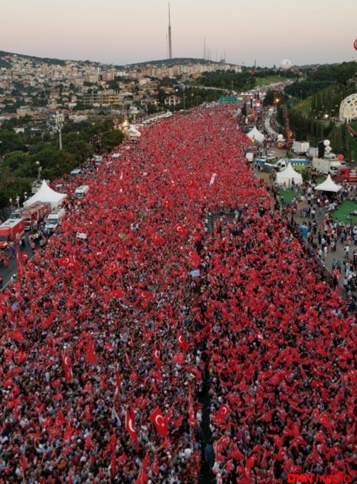 İstanbulda tarixi yürüş – VİDEO