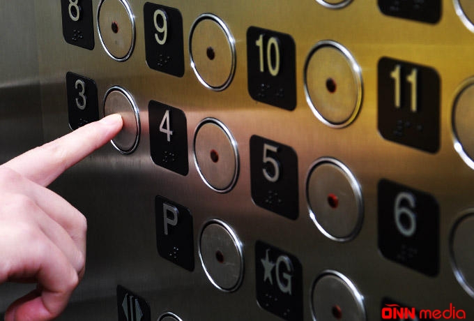 18 nəfər liftdə köməksiz qaldı