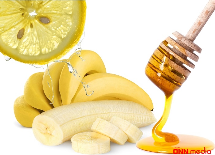 Banan maskası ilə sızanaqlarla vidalaşın