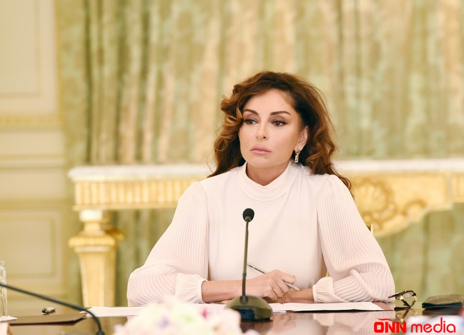 Mehriban Əliyeva: birinci xanım olmağın məsuliyyəti və sərhəd tanımayan xeyirxahlıq