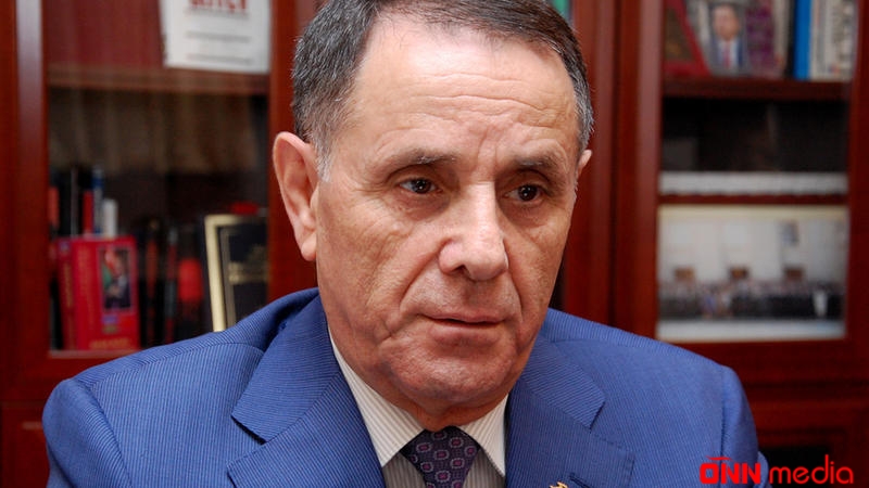 Baş nazir Əli Həsənova vəzifə verdi