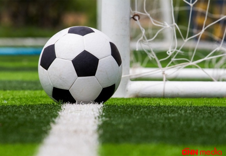 Tanınmış Sovet futbolçusu dünyasını dəyişdi