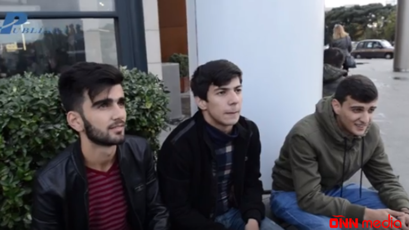Bakı sakinləri "Bayraq Günü" ilə bağlı hansı bilgilərə sahibdir? - VİDEOSORĞU