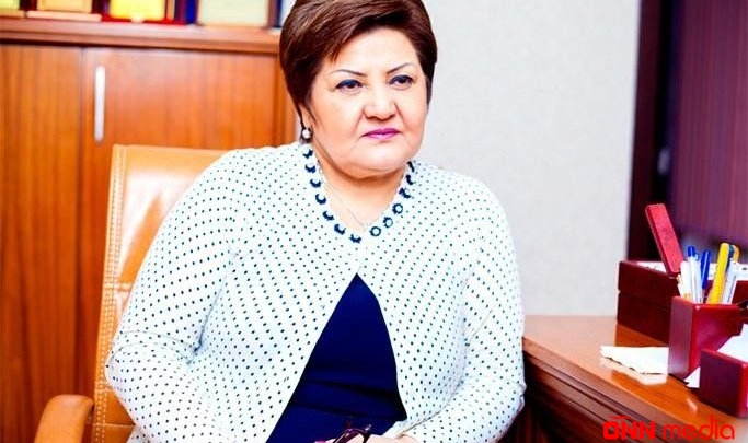 Tənzilə Rüstəmxanlıdan Sabir Rüstəmxanlı ilə bağlı yazı- "Gözlərimin önündəki qocaman Çinar"
