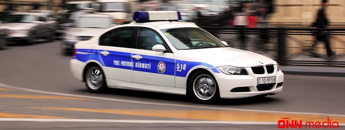 Ekspert: Sürücünün polis əməkdaşını çəkməsi qanunla qadağan deyil