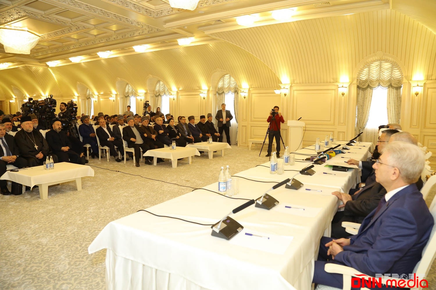 Xocalı sakini: "Süfrəmizdə çörək kəsənlər..."