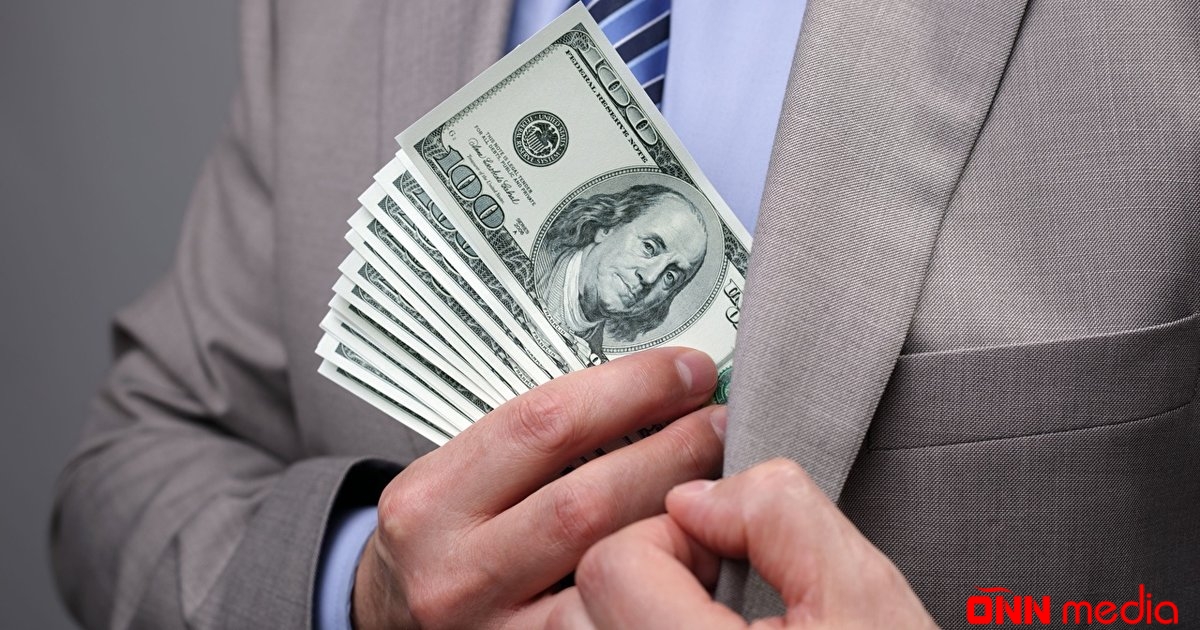 Dollar almaq istəyənlərin NƏZƏRİNƏ
