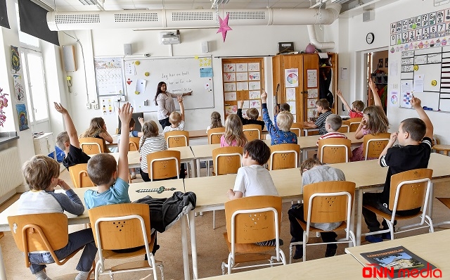 Məktəb pəncərəsini şuruplatmaq çıxış yoludur? - Ekspert
