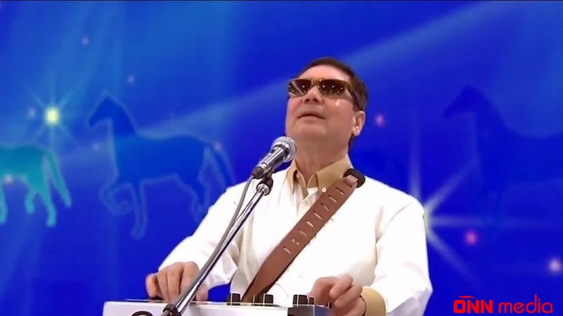 Türkmənistanın prezidenti nəvəsi ilə birgə hər kəsi ŞOKA SALDI - VİDEO