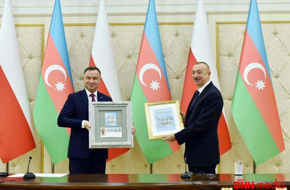 Azərbaycan və Polşa prezidentləri mətbuata bəyanatlarla çıxış etdilər
