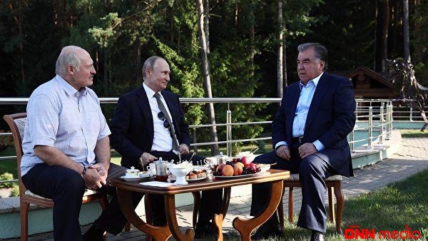 Putin, Lukaşenko və Rəhman: qeyri-rəsmi... - FOTO