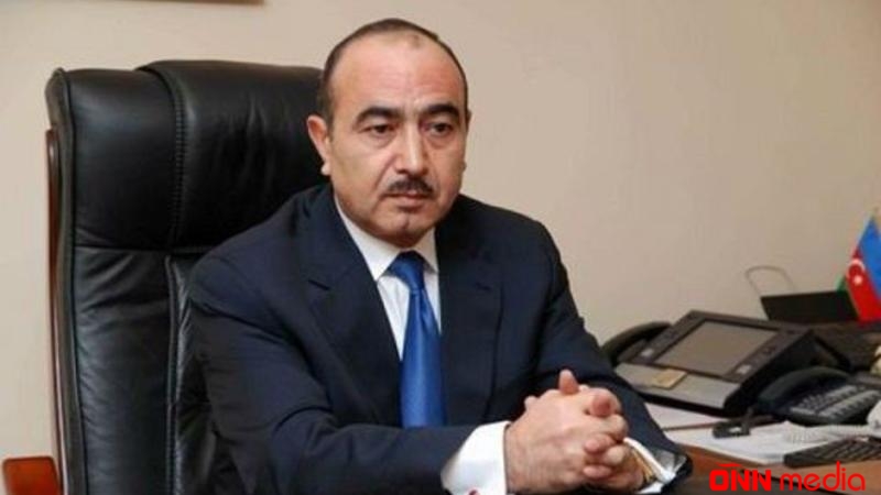 Əli Həsənov: Azərbaycan və Gürcüstan vətəndaşları qızışdırıcı çağırışlara uymamalıdırlar