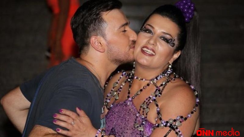 Elza Seyidcahan yenə GÜNDƏM OLDU: “Məni öpən zövq almalıdır”