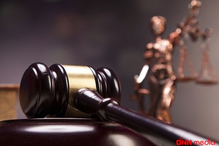 “Cin çıxarmaq” adı ilə adam öldürən dəstə üzvləri MƏHKƏMƏ QARŞISINDA