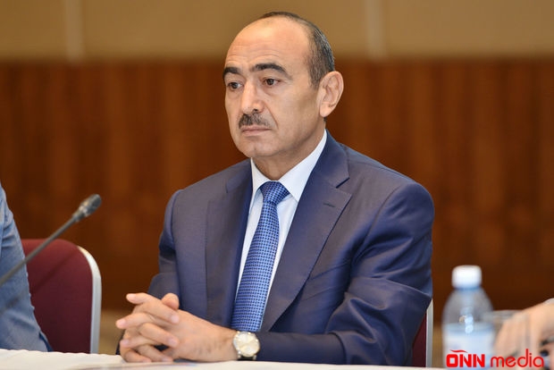 Əli Həsənovdan Əli Kərimliyə dərs: Siyasi "qabiliyyəti"...