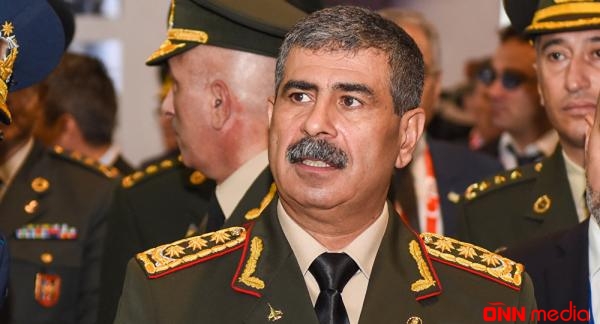 Zakir Həsənov hərbçilərlə bağlı tapşırıq verdi