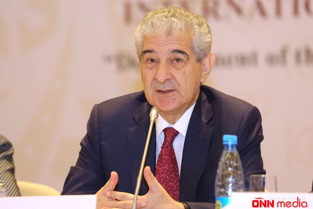 Azərbaycan polisi öz mövqeyini sərt şəkildə bildirməlidir