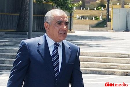 Yeni Baş nazir ilk çıxışını etdi və MM-dən getdi: Nələr dedi?