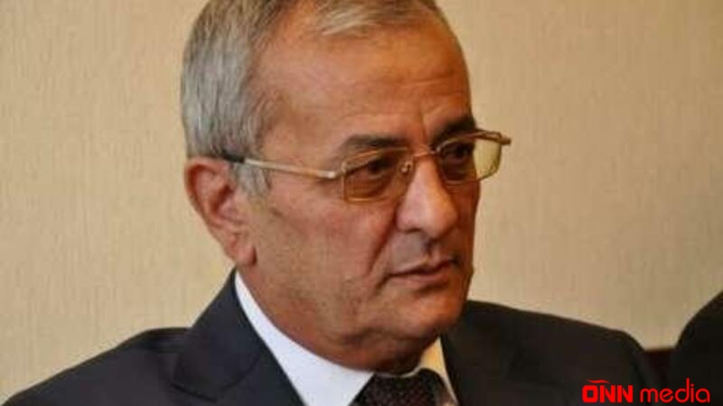 İsgəndər Həmidov siyasətdən getdi