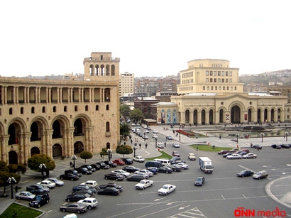 Yerevanda Qriboyedovun abidəsi təhqir edilib